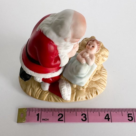 Vintage 1983 Kneeling Santa - Picture 3 of 5
